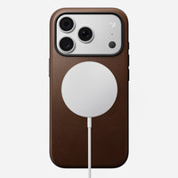 Angled view of the brown Camino leather Nomad Modern case on iPhone 18 Pro