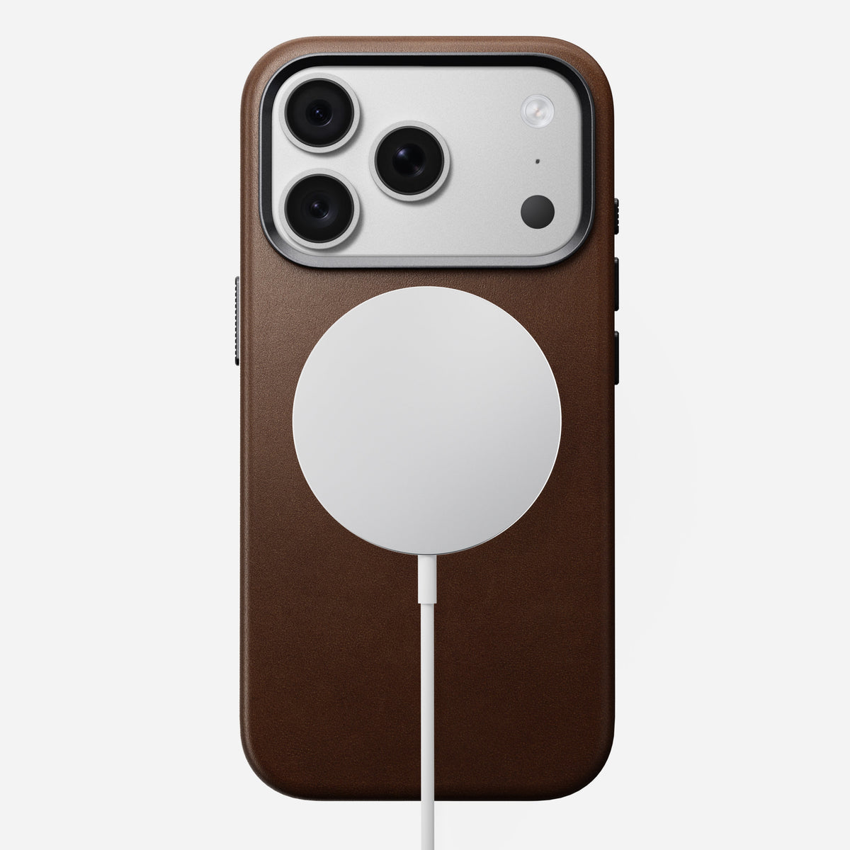 Angled view of the brown Camino leather Nomad Traditional case on iPhone 18 Pro