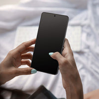 Spigen EZ Fit Pro Privacy alignment tray installation process Galaxy S26+