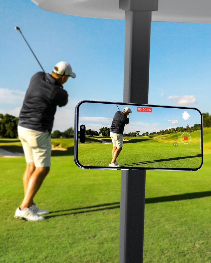 A2C MagSafe gym phone mount size and dimension reference showing compact footprint